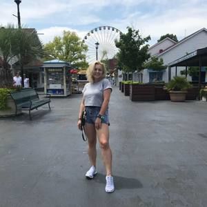 Meet your Posher, Katya